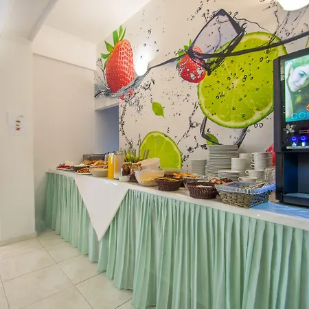 Emilia Hotel 2*